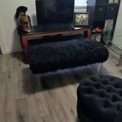 Faux fur bench