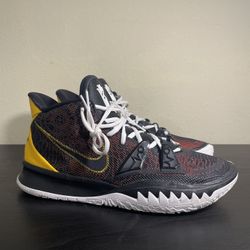 Nike Men’s Kyrie 7 EP Rosewell Raygun Basketball shoe size 12 