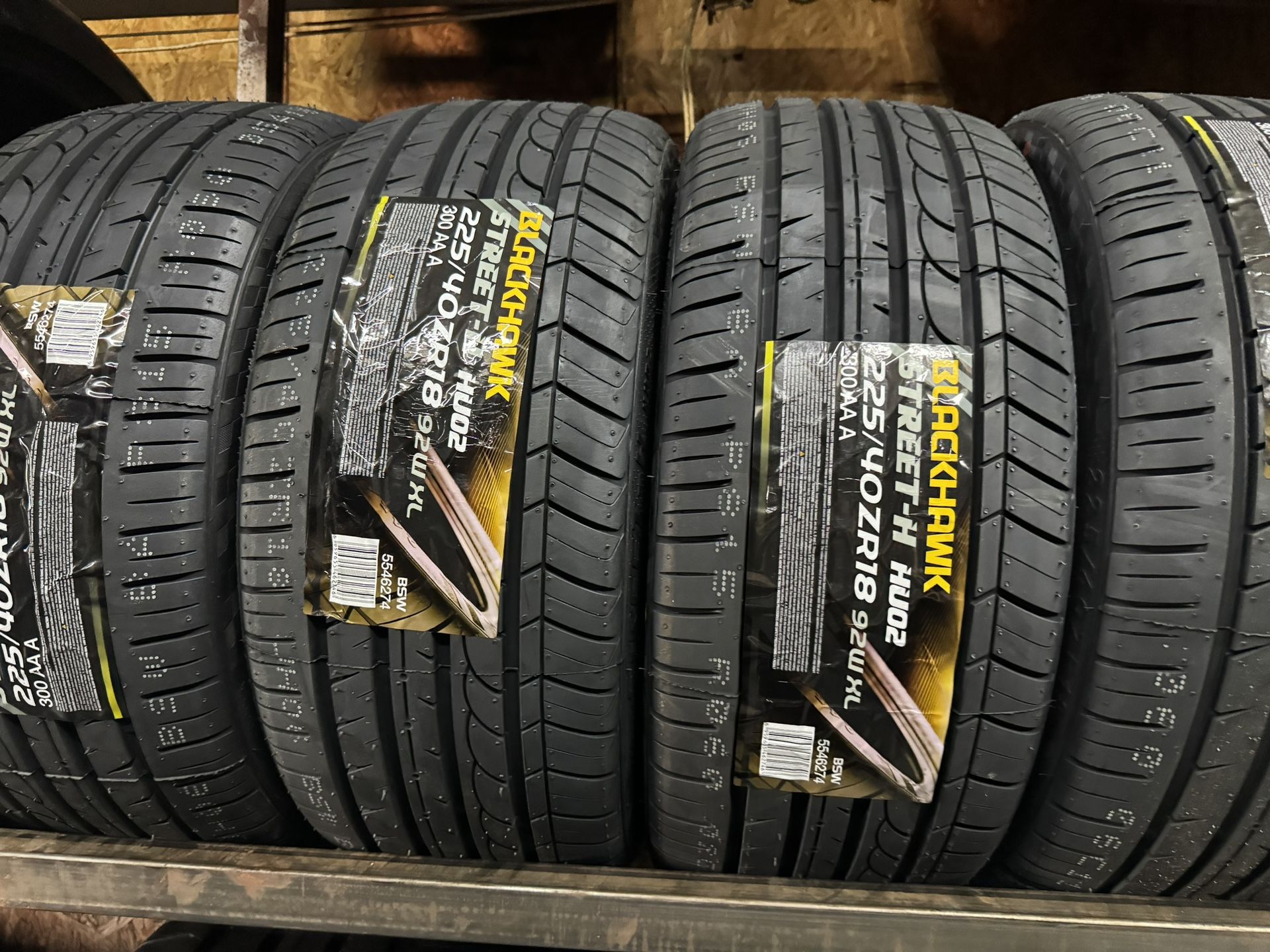 (4) 225-40-18 SET OF NEW TIRES BLACKHAWK FOR SALE 50.000 MILES