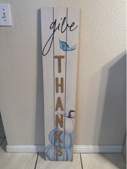 Holiday sign decor