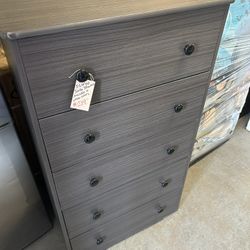 5 Drawers Jumbo Chest Available In Different Colors 