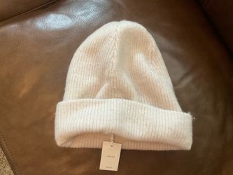 ARITZIA WILFRED BEANIE