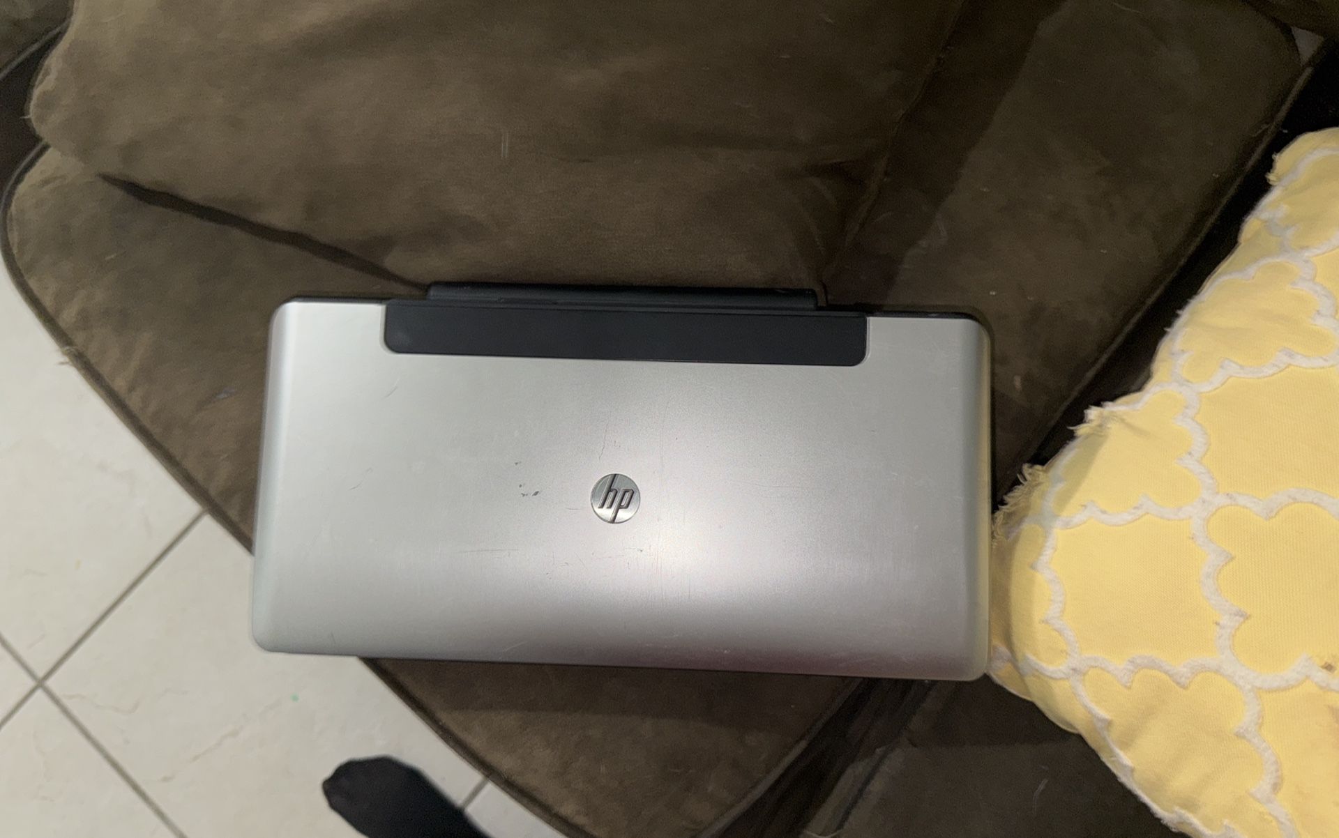 HP Office jet 100 Mobile Printer