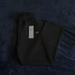 Alo Accolade Straight Leg Sweats