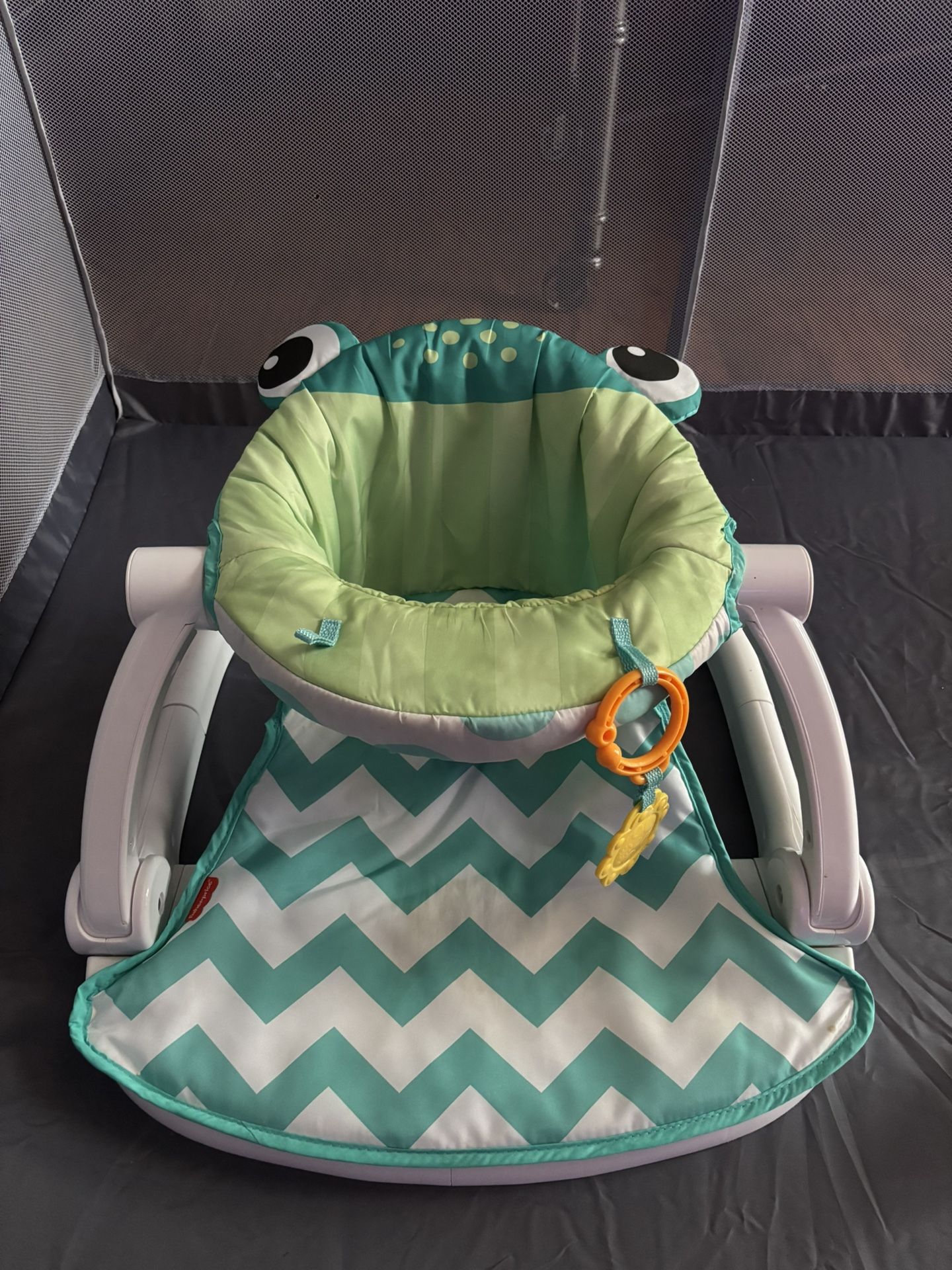 Fisher Price Sit Me Up Floor Seat