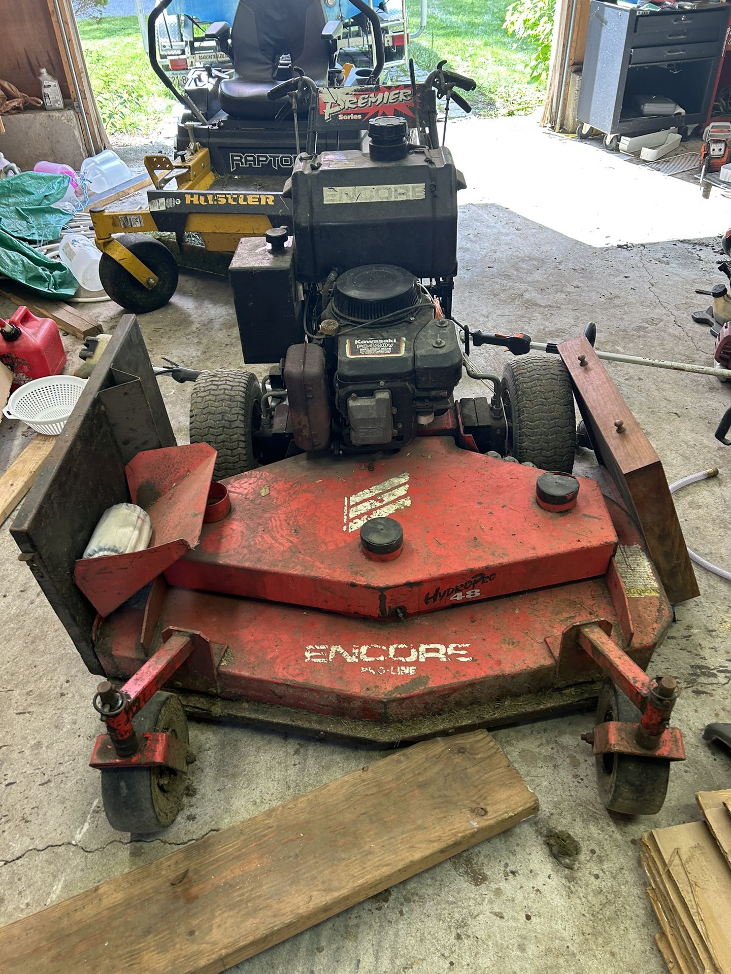 Encore 48 Commercial Lawnmower