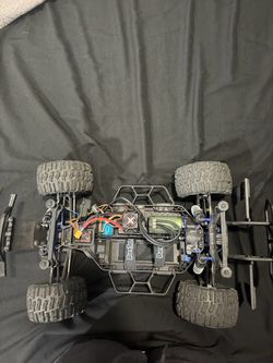 Traxxas Slash 4x4 Brushless Upgraded | Castle Mamba Monster X, Savöx Servo, Multiple Bodies & Extras