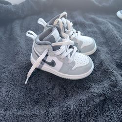baby shoes
