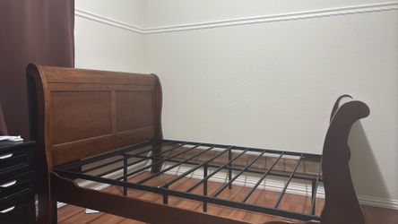 Queen bed with steel frame