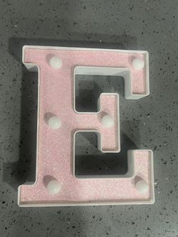 Letter E