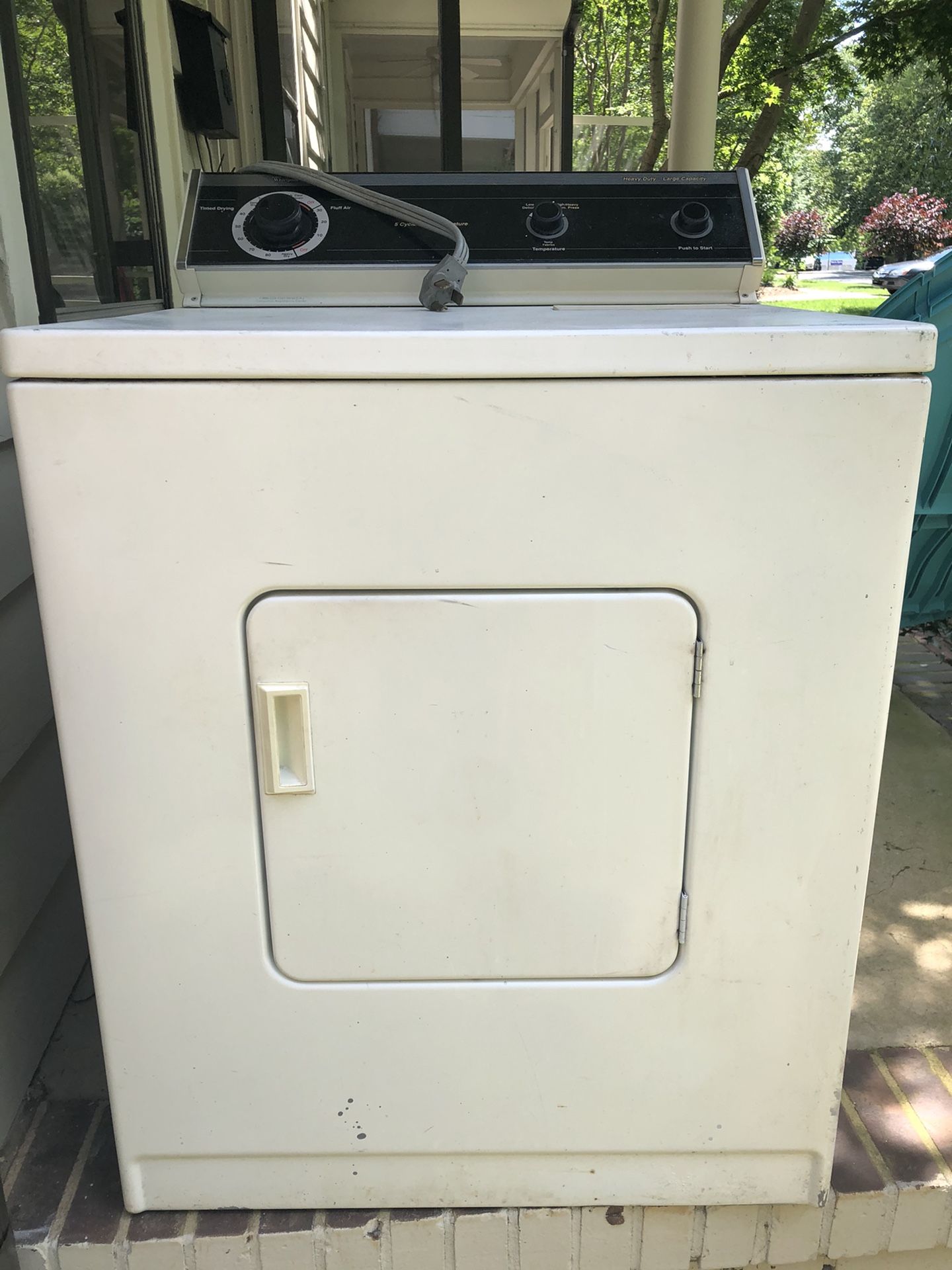 Washer dryer set