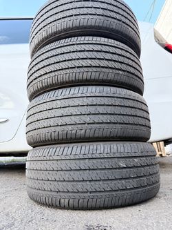 4 used 215/50R17 Firestone Fr740 Tires -