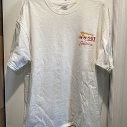 Vintage 2001 in-n-out burger fisherman's wharf corvette t-shirt - size XL Hanes