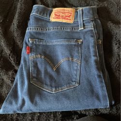 Levis Size 28