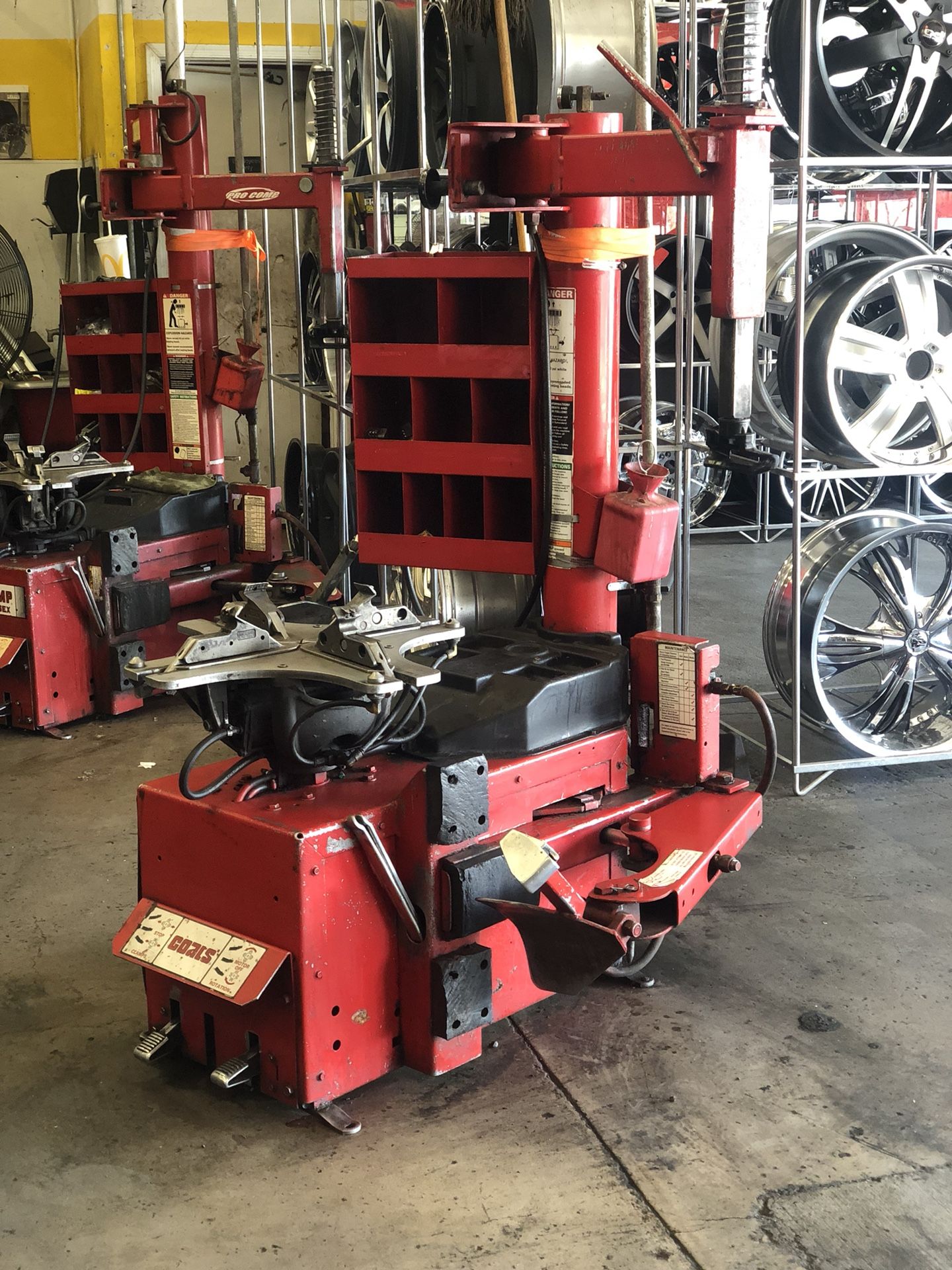 Coats 5065AX tire machine. In great condition. Has been regularly serviced and maintained by certified company. In great condition. Only $2450 OBO se