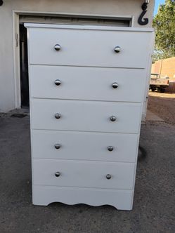 White 5-Drawer Tall Dresser