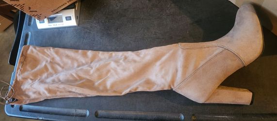 Women's taupe thigh-high boots, size 11. Style "Maya." New
