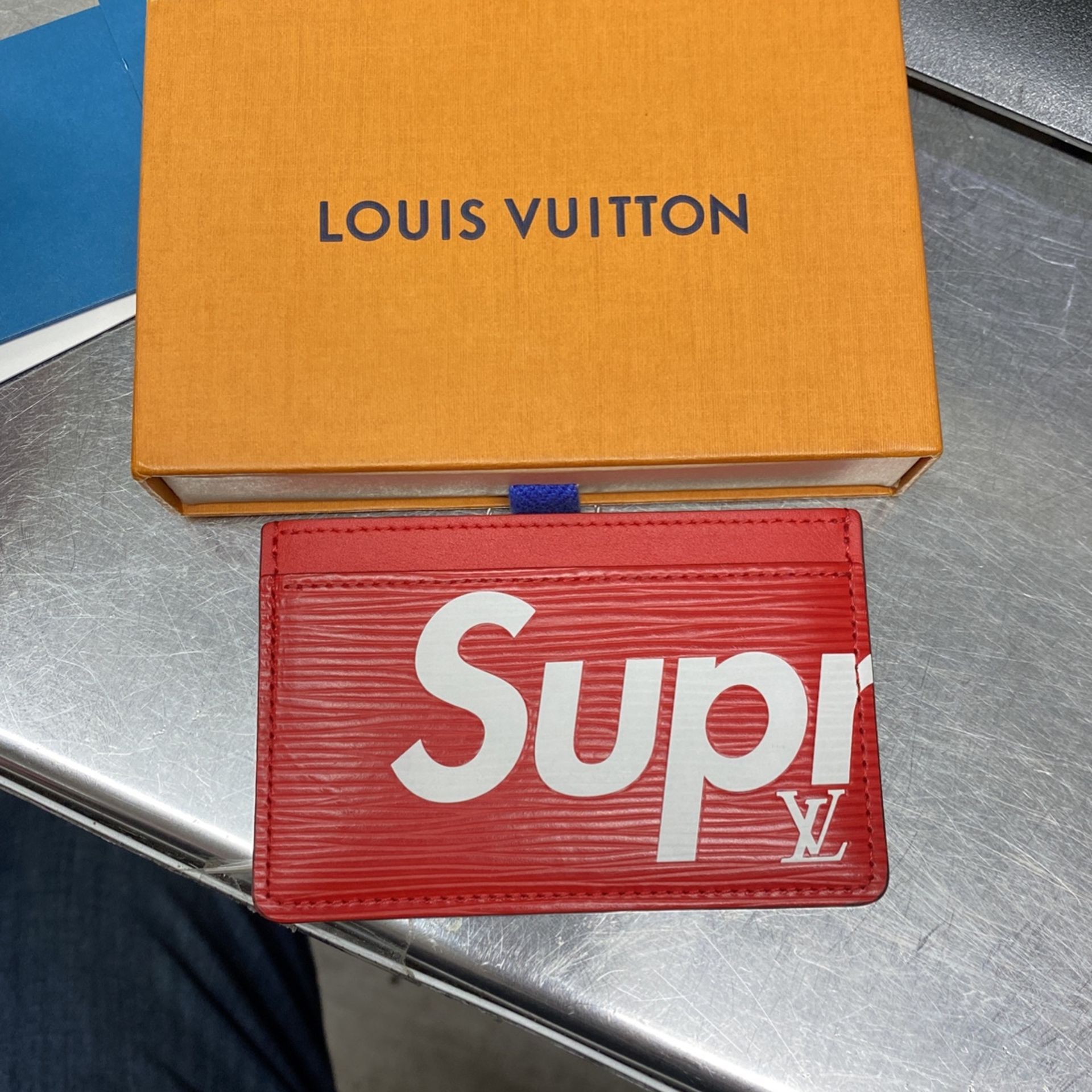 Louis Vuitton X Supreme Porte Carte
