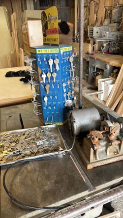 Key machine