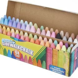 Crayola Ultimate Washable Chalk Collection (64ct), Bulk Sidewalk Chalk,  Outdoor Chalk for Kids, Anti-Roll Sticks, Nontoxic for Sale in Brockton, MA  - OfferUp