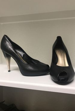 Jessica Simpson heels