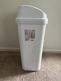 Sterilite 13 Gallon Trash Can, Plastic Swing Top Kitchen Trash Can, Gray 