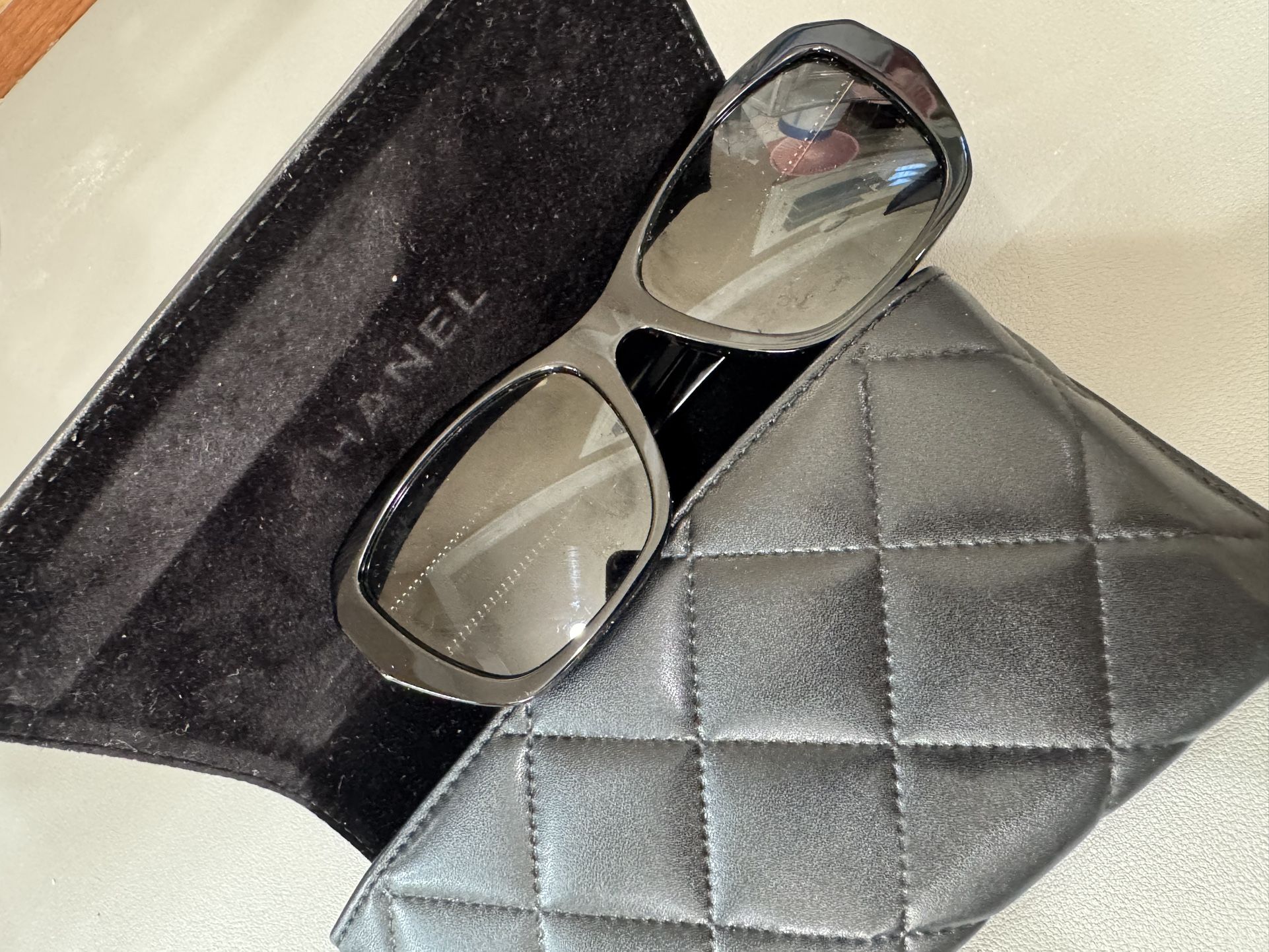 Chanel Polarized Sunglasses with Leather Case