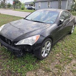 2010 Hyundai Genesis (NO TITLE)