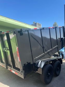Smooth dump trailer