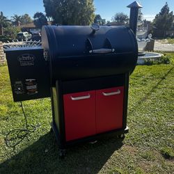 new display pellets barbecue grill 