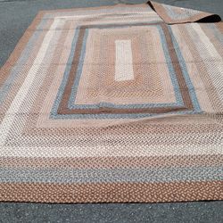 Braided Indoor/Outdoor Rug 