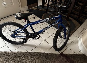Huffy Rock It 20 Inch Kids Bike