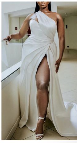 Formal Plus Dresses