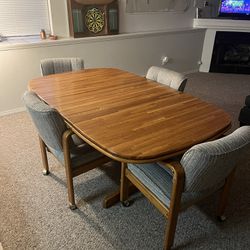 Table with four Chairs
