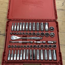 Milwaukee 3/8 in. drive Metric/SAE Mechanics Socket and Ratchet Set 56 pc  