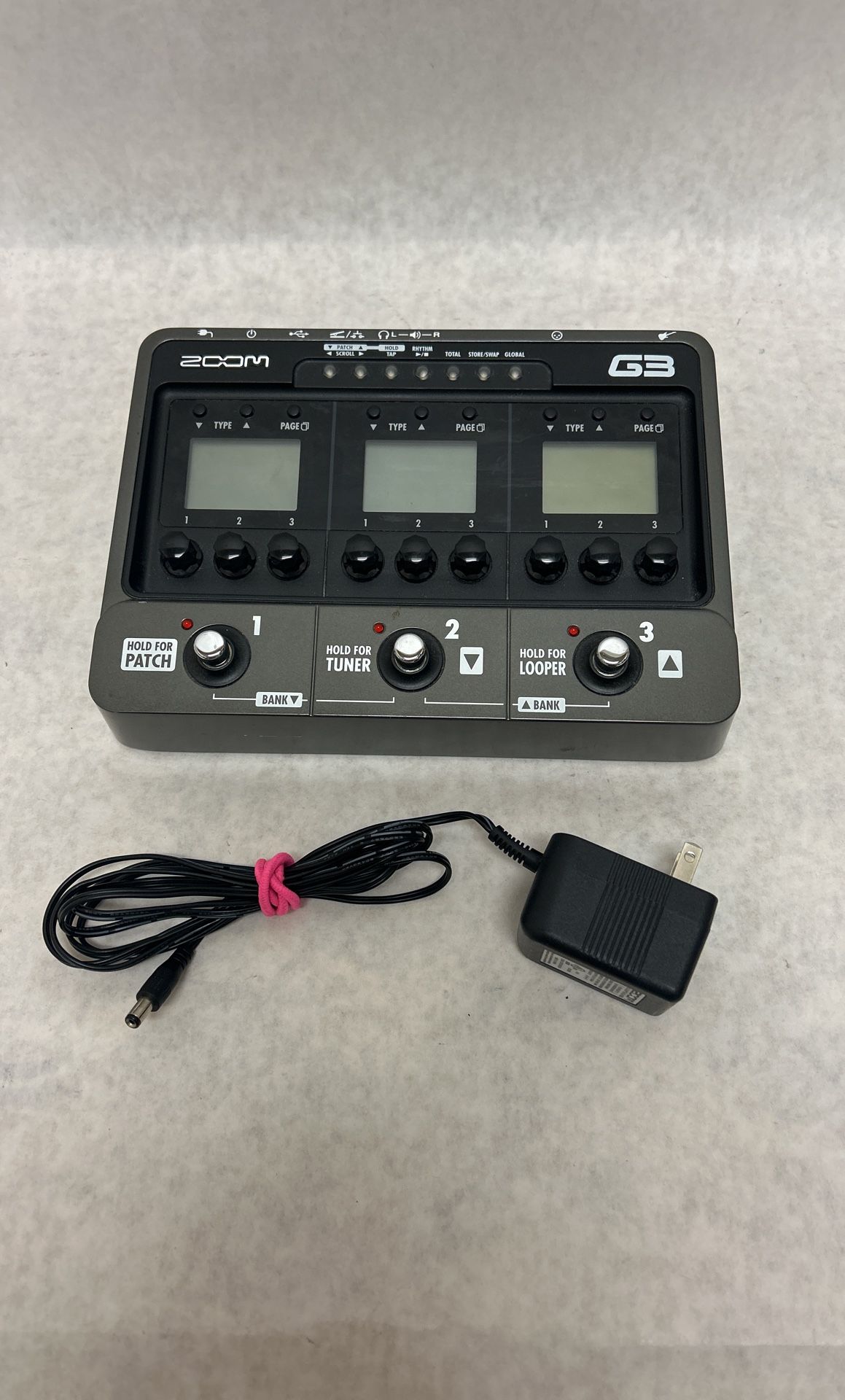 Zoom G3 affects pedal patch, tuner and looper with power cord