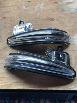 Mirror Turn Signal Indicators 2021 Tacoma
