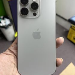 Apple iPhone 16 Pro 
