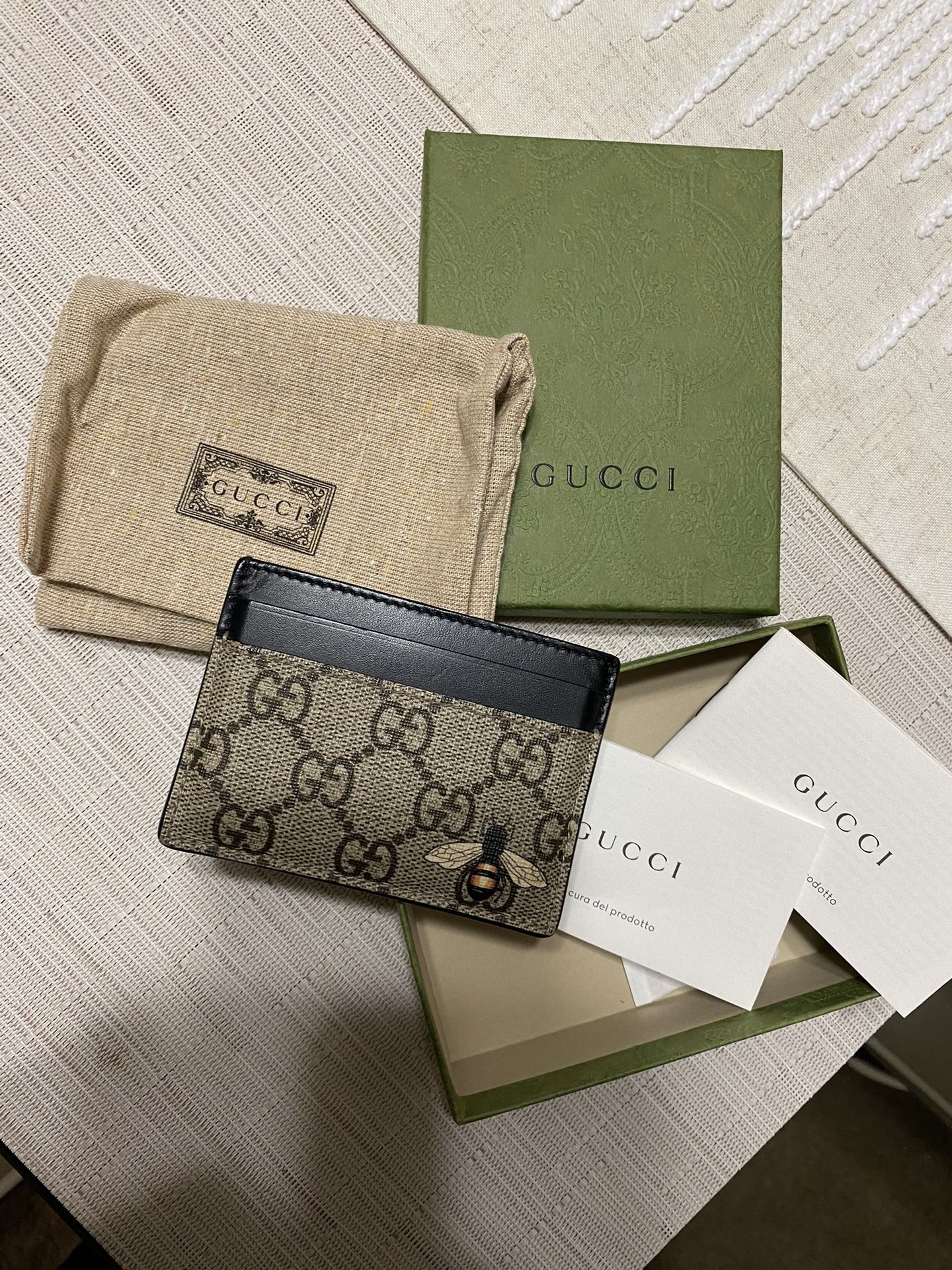 Gucci Card Holder Wallet “Bee Print”
