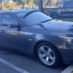 SUPER CLEAN BMW 525i