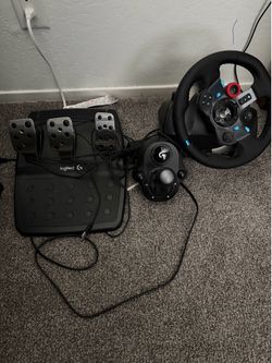 Logitech Steering wheel and pedals