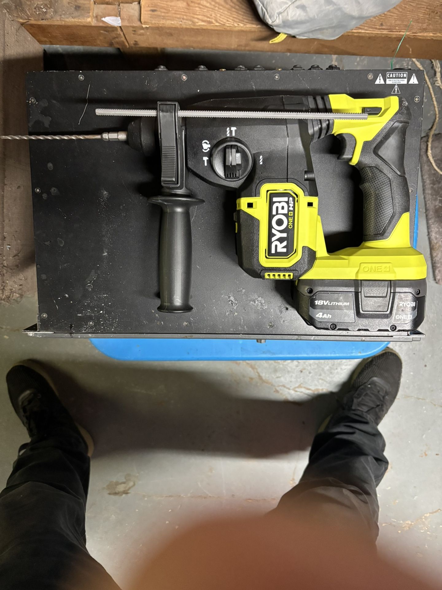 Ryobi Hammer Drill 18v With Battery