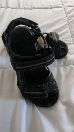 Title: Kids Black Adjustable Sport Sandals – Size 12M