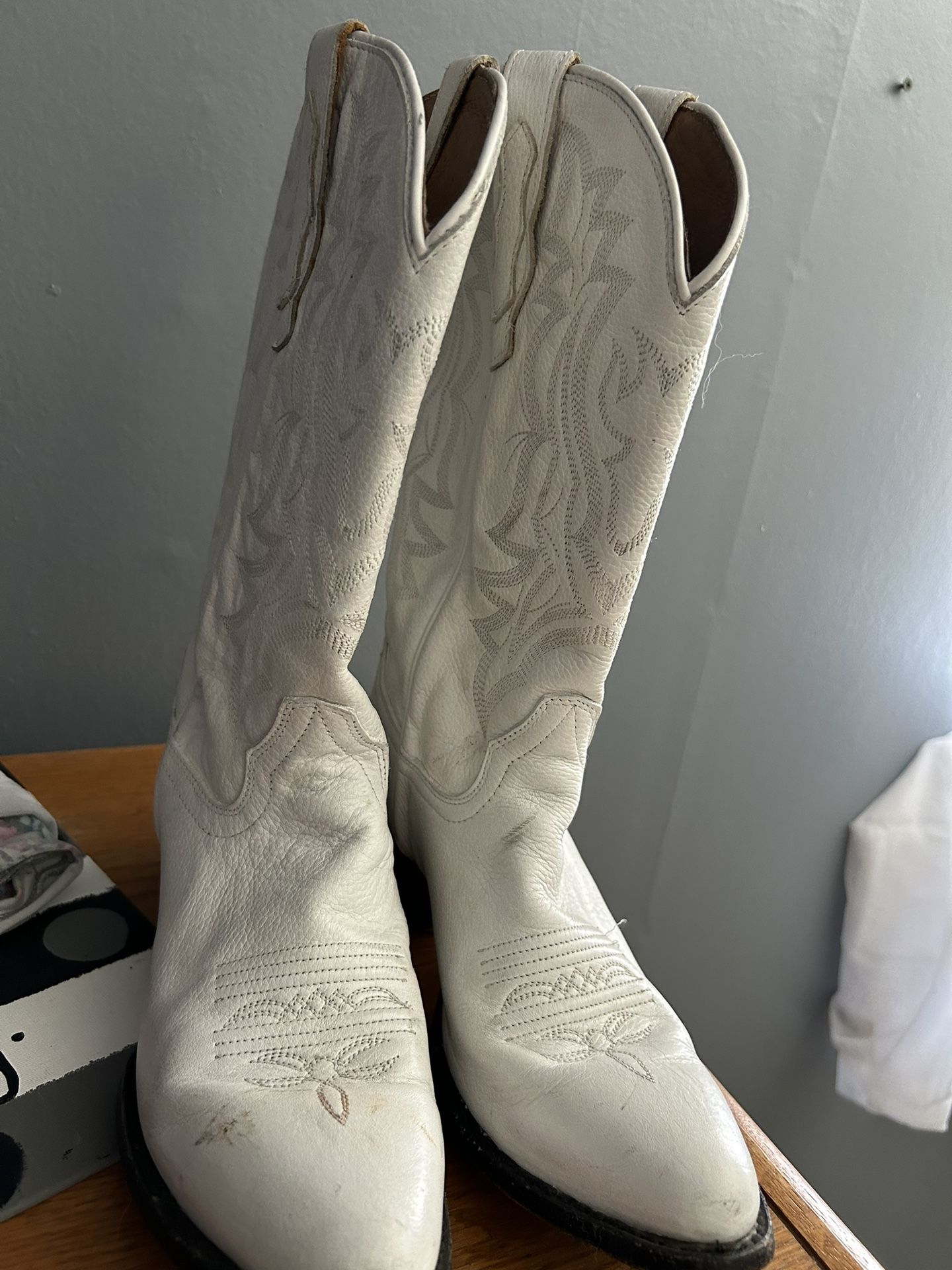 Size 8 Cowgirl Boots