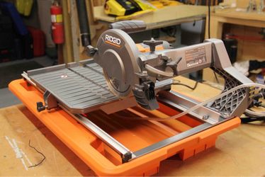 Ridged wet saw 7in
