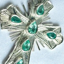 Genuine Colombian emerald pendant , cross pendant, silver 925, real natural emerald, colombian art, muzo emeralds