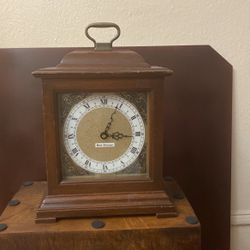 Old Clock 