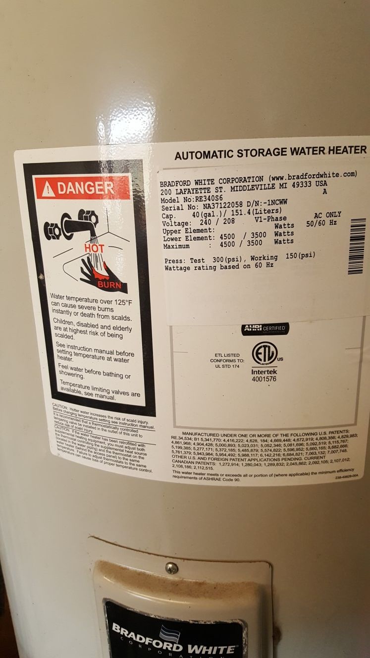 40 gallon electric water heater dual element. for Sale in Queen Creek