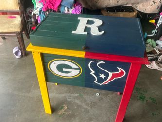 Ermosa Yelera con su cajón de los colores delos Texas está en perfecto estado muy decorada