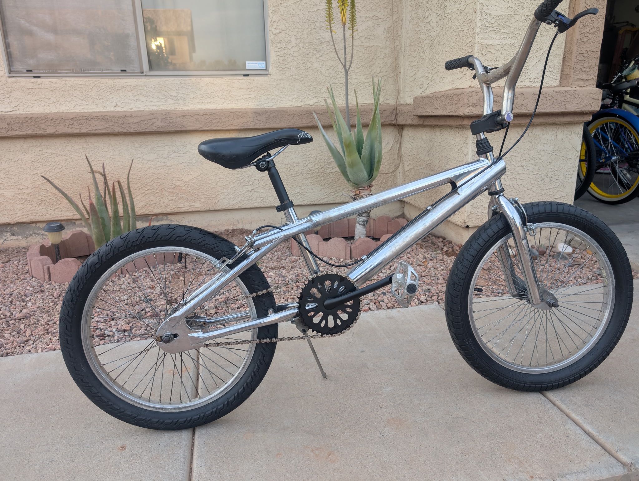 20"x2.35. MONGOOSE OLD SCHOOL VINTAGE BMX BIKE. 80'S 90'S. FRESHLY TUNE UP 👌🏼